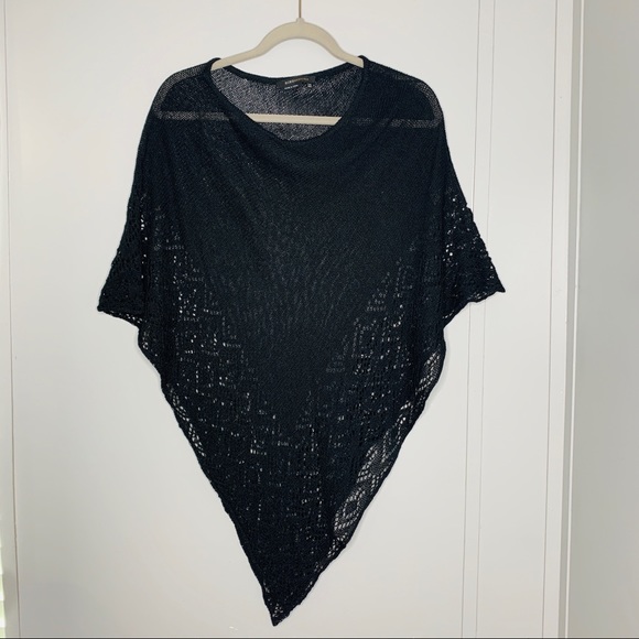 BCBGMaxAzria Jackets & Blazers - BCBGMAXAZRIA Knit Poncho OS